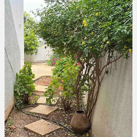 Island Away Chersonisos Апартаменты Херсониссос