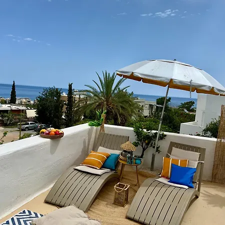 Island Away Chersonisos *