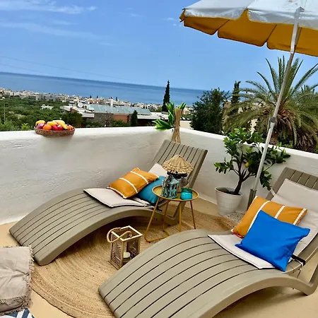 Island Away Chersonisos 헐소니소스