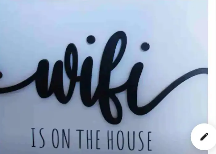 Island Away Chersonisos *