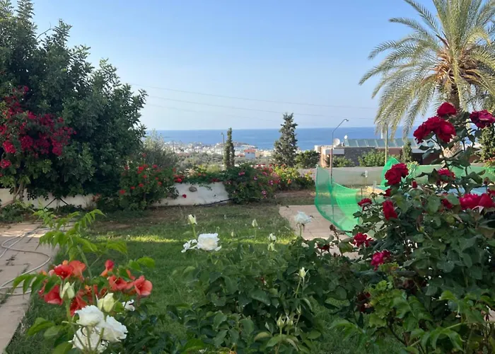 Island Away Chersonisos Херсониссос