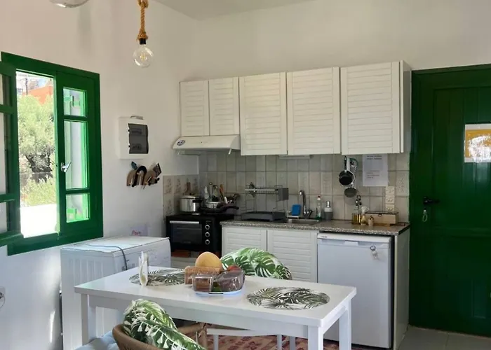 Island Away Chersonisos *